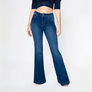 🥰🤩😍  Host Pick..Studio F Women's Jeans